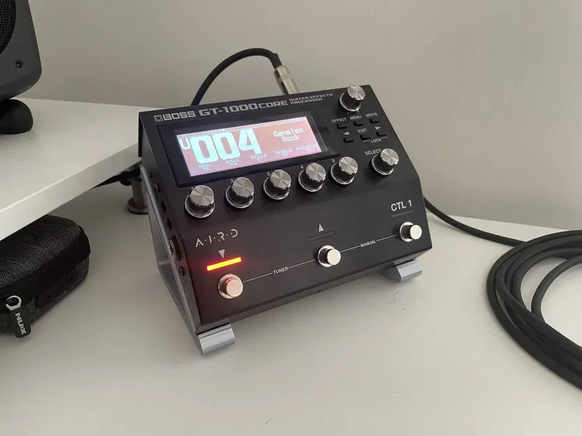 Giá đỡ để bàn Boss GT-1000 Core - Image 1