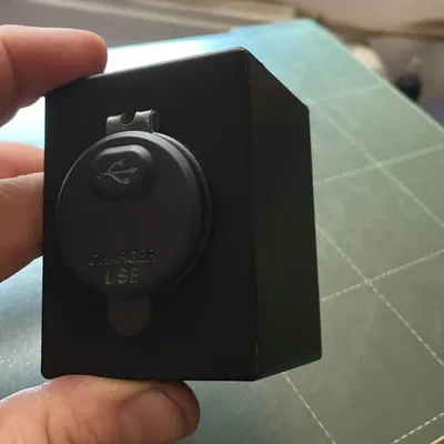 Giá đỡ đồng hồ volt cho Africa Twin XRV 750