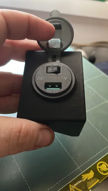 Giá đỡ đồng hồ volt cho Africa Twin XRV 750 - Image 5