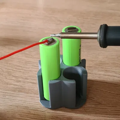 Giá đỡ trợ giúp hàn cho pin 18650