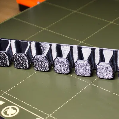 Giá đỡ tổ chức cáp USB 7 khe cho bàn làm việc