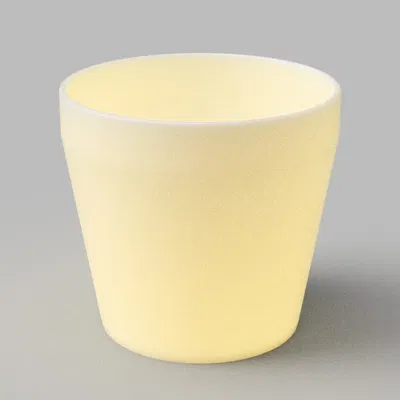 Cốc uống nước thông thường bằng sứ