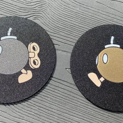 Giá đỡ Mario Kart Bob-omb với thiết kế độc đáo