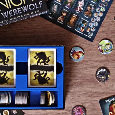 Giá đỡ trò chơi One Night Ultimate Werewolf và mở rộng