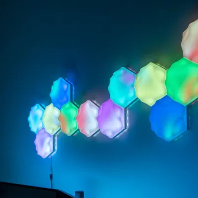 Bảng đèn LED tự chế theo phong cách Nanoleaf