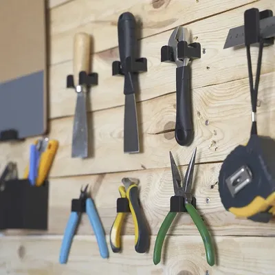 Giá treo công cụ tiện lợi cho tường