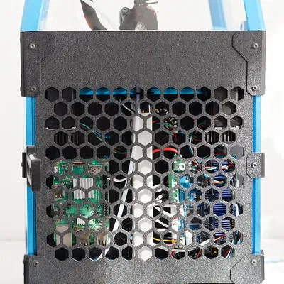 Nắp sau Voron V0.1/V0.2 với lỗ hình lục giác cho tản nhiệt tố...