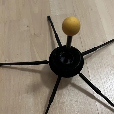 Chân đế thay thế cho giá đỡ kèn trumpet Hercules