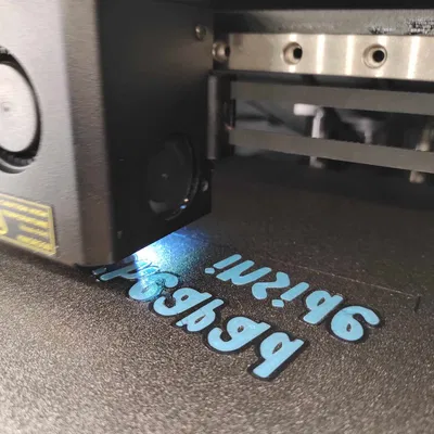 Hộp đựng Cheapad cải tiến của LuckyCo với bàn phím Minitel