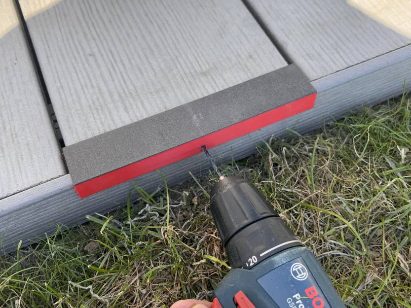 Mẫu khoan trước cho thanh WPC ngoài trời Woodplastic - Image 1