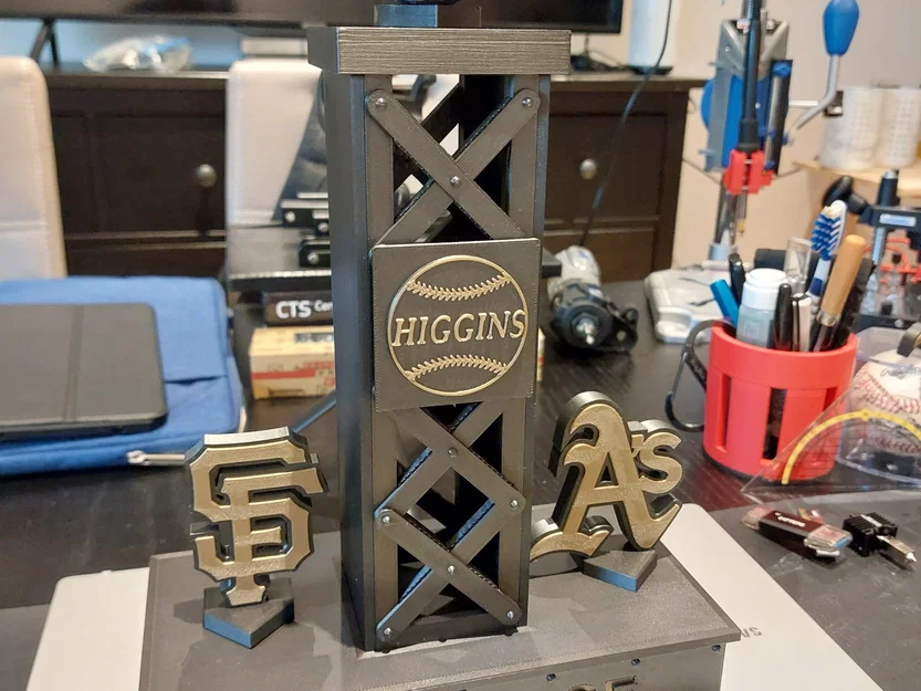 Cúp trận chiến giữa San Francisco Giants và Oakland A's - Image 1