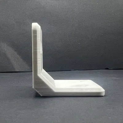 Giá đỡ tường chắc chắn với lỗ vít 4mm