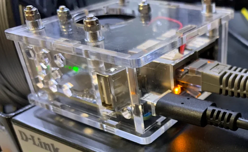 Vỏ acrylic cắt laser cho Orange Pi R1 Plus LTS - Image 2