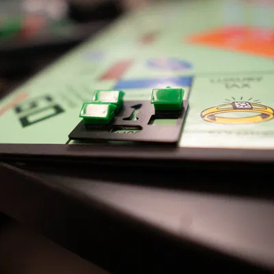 Số lượng người chơi Monopoly với 4 chỗ cho nhà tiêu chuẩn