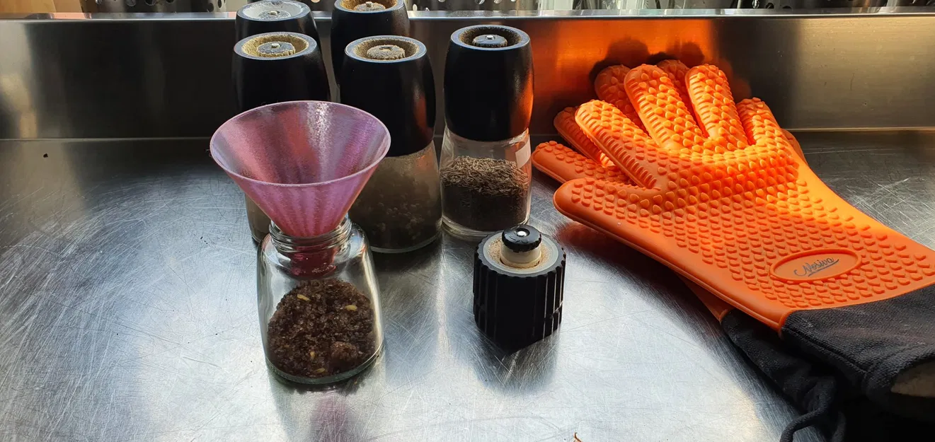 Phễu đổ gia vị IKEA IHÄRDIG 365+ dùng cho máy xay gia vị - Image 2