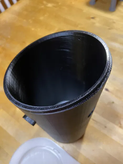 Nhà cho chim bằng nhựa bền bỉ và dễ bảo trì - Image 4