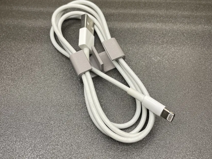 Giá đỡ cáp tiện lợi cho dây sạc chuẩn - Image 1