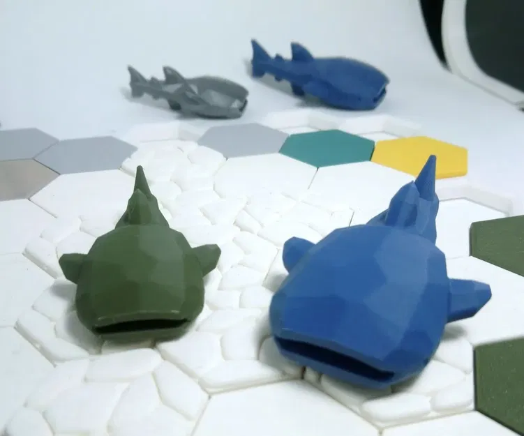 Cá mập voi phong cách low-poly - Image 1