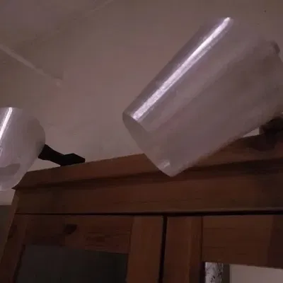 Đèn bàn nhỏ với đui E14 thích hợp cho kệ tủ