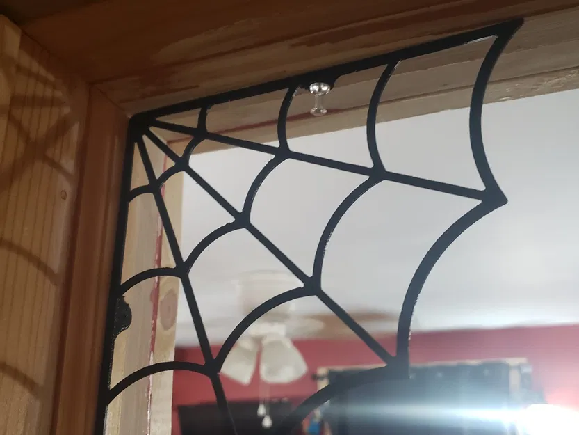 Trang trí cửa hình mạng nhện cho Halloween - Image 1