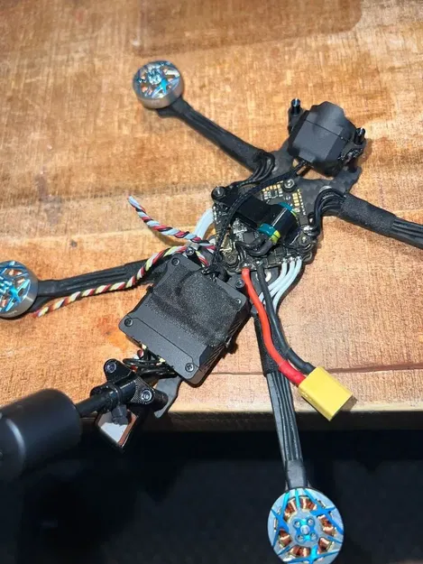 Bộ khung Diatone Roma L4 với camera O3 và GPS M10 - Image 2