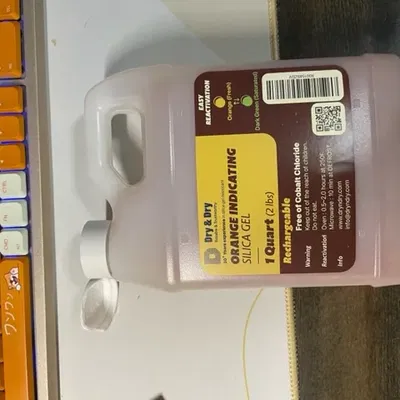 Nắp chai thay thế cho chai Gel Silica Dry&Dry 1 quart