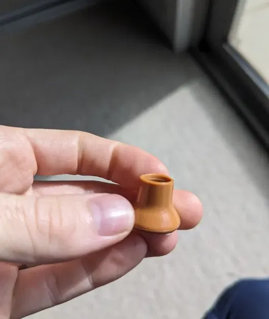 Cột kéo giãn với nút cao su giảm thiểu hư hại bề mặt sơn - Image 3