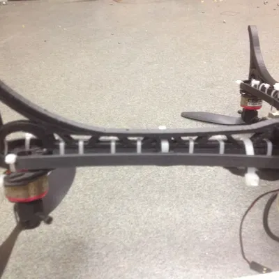 Sửa chữa cánh tay lắc cho quadcopter FPV của MikeyB