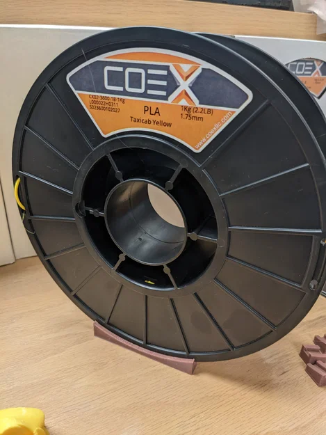 Giá đỡ cuộn filament đứng cho trưng bày - Image 1