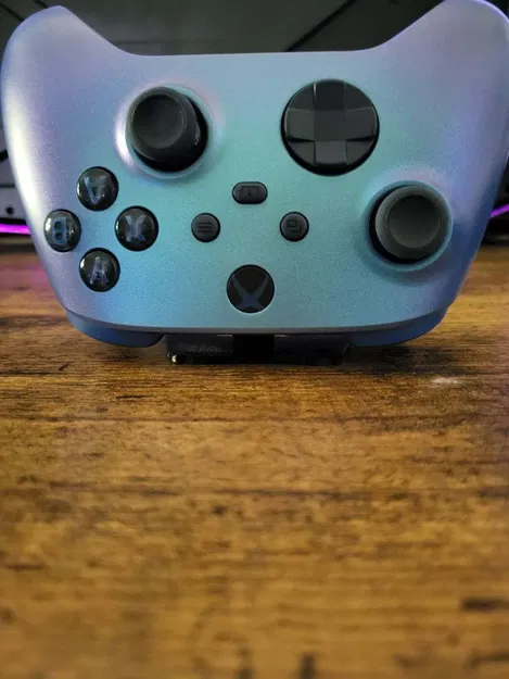 Giá đỡ điều khiển Xbox đơn giản tiết kiệm không gian - Image 1