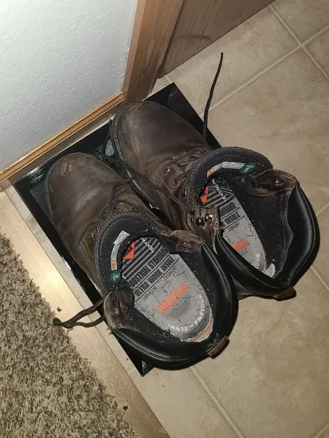 Khay để giày giữ cho bốt khô ráo khi vào nhà - Image 2