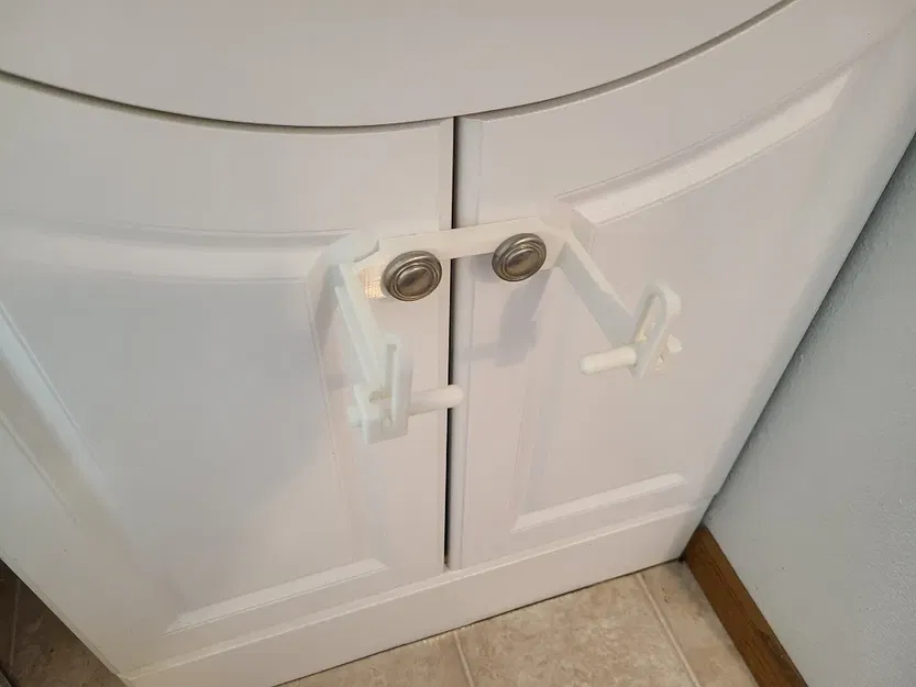 Giá đỡ giấy vệ sinh lắp vào tay nắm tủ lavabo - Image 2