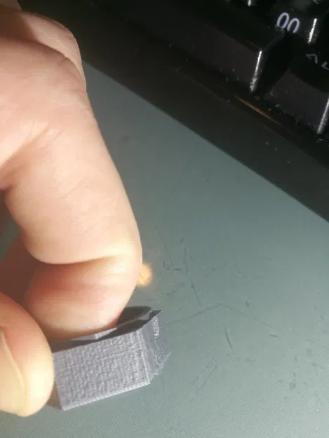 Nắp vặn cho nắp chai GL18 với thiết kế hình lục giác - Image 8