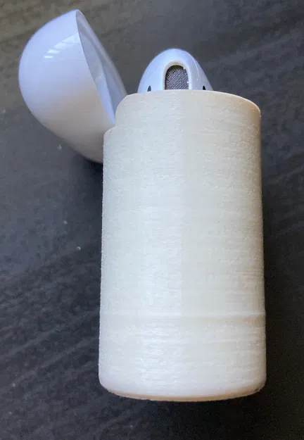 Vỏ bảo vệ Airpods với khả năng đứng vững - Image 4