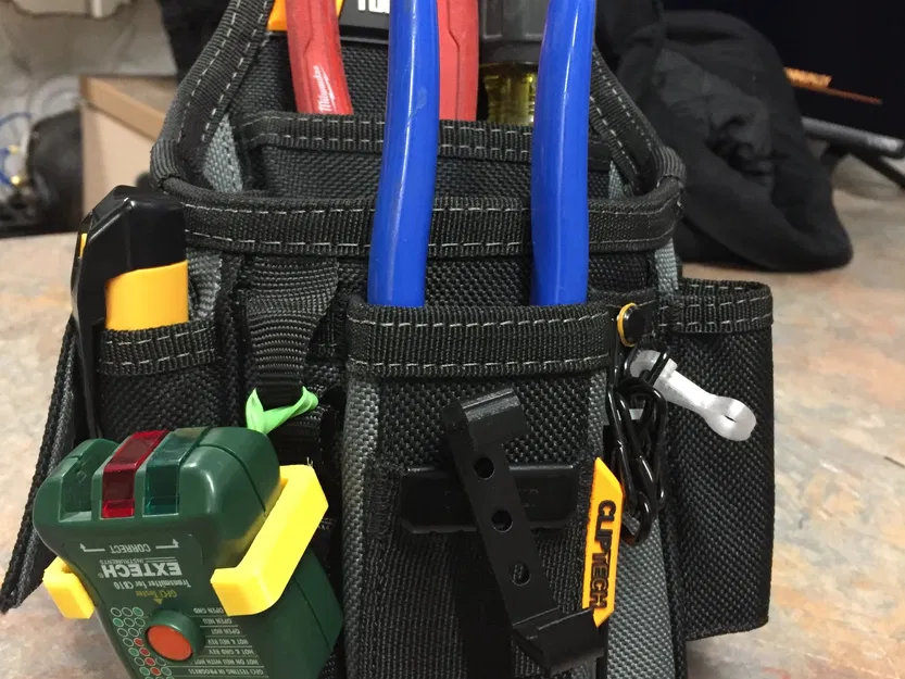 Kẹp giữ thiết bị thử điện Extech cho túi ToughBuilt - Image 2