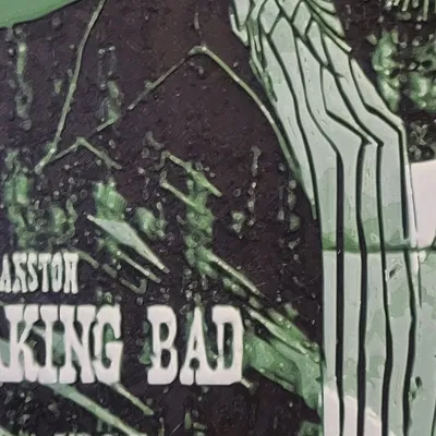 Áo poster Breaking Bad với màu sắc đa dạng từ HueForge