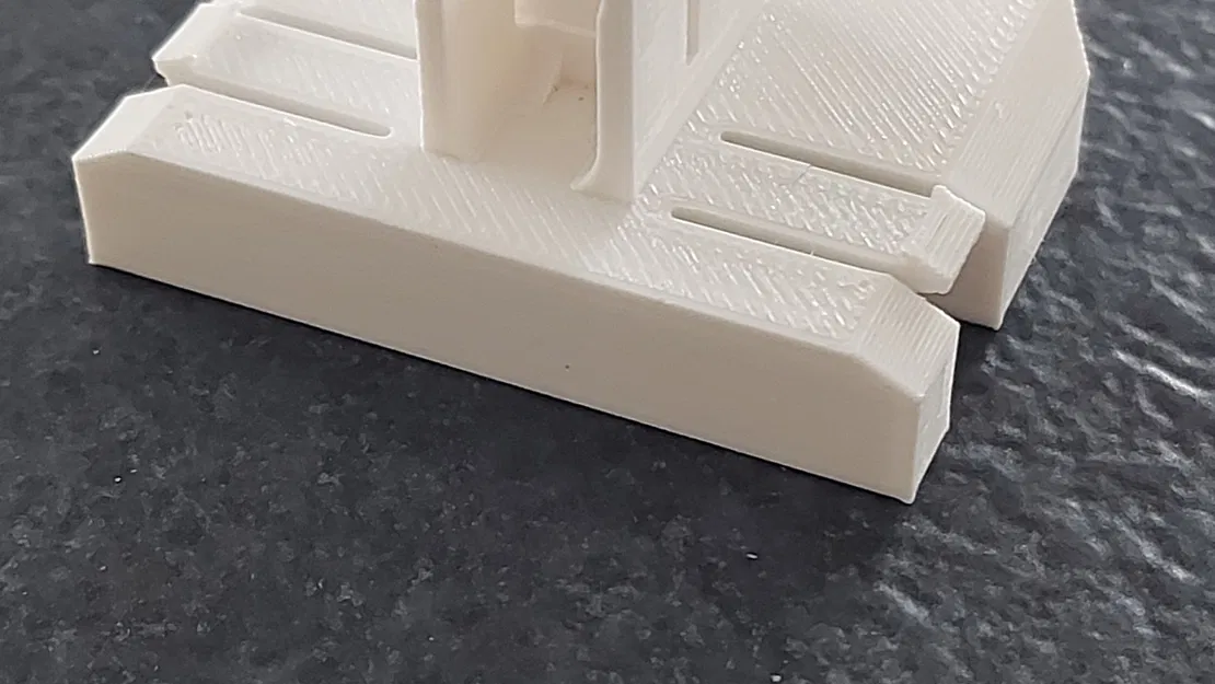 Giá đỡ thanh cửa Hager FZ745SH cho tủ điện - Image 2