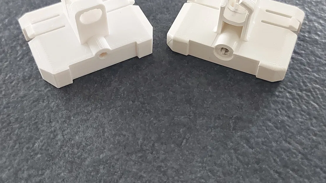 Giá đỡ thanh cửa Hager FZ745SH cho tủ điện - Image 3