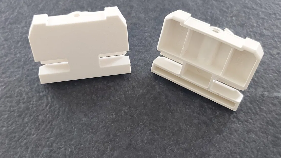 Giá đỡ thanh cửa Hager FZ745SH cho tủ điện - Image 4