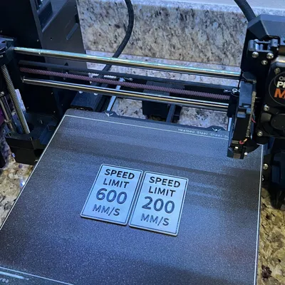 Biển báo giới hạn tốc độ 600mm/s cho máy in Prusa MK4