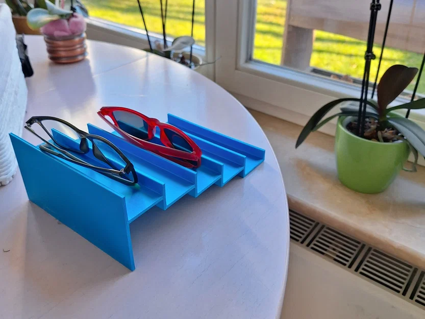 Giá đỡ kính mát kiểu cầu thang tiện lợi - Image 2