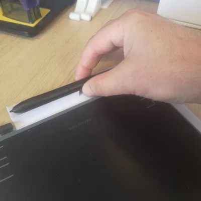 Giá đỡ bút Huion H430P cho bảng vẽ đồ họa