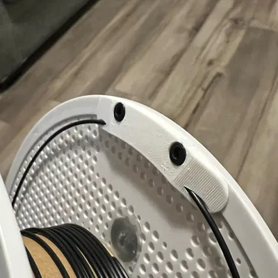 Kẹp cuộn filament Bambu Forever V2 với thiết kế cải tiến