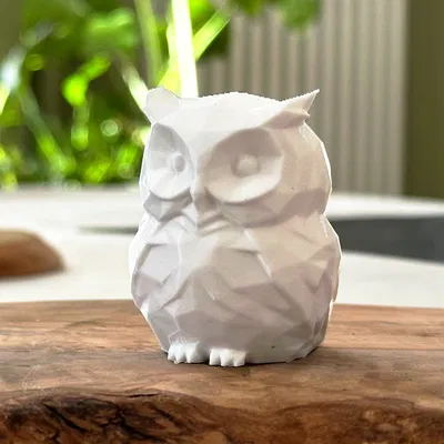 Cú dễ thương phong cách low poly không cần hỗ trợ