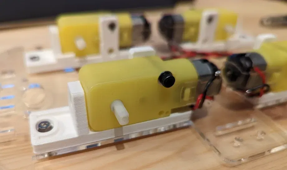 Giá đỡ động cơ TT cho động cơ vàng Olimex - Image 3