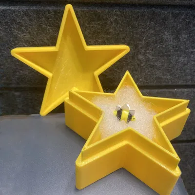 Hộp trang sức hình sao có nắp đậy