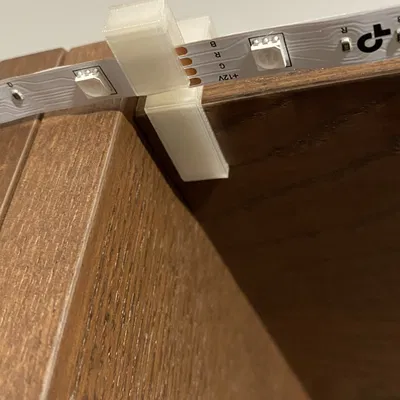 Giá đỡ đèn LED cho kệ sách IKEA Billy