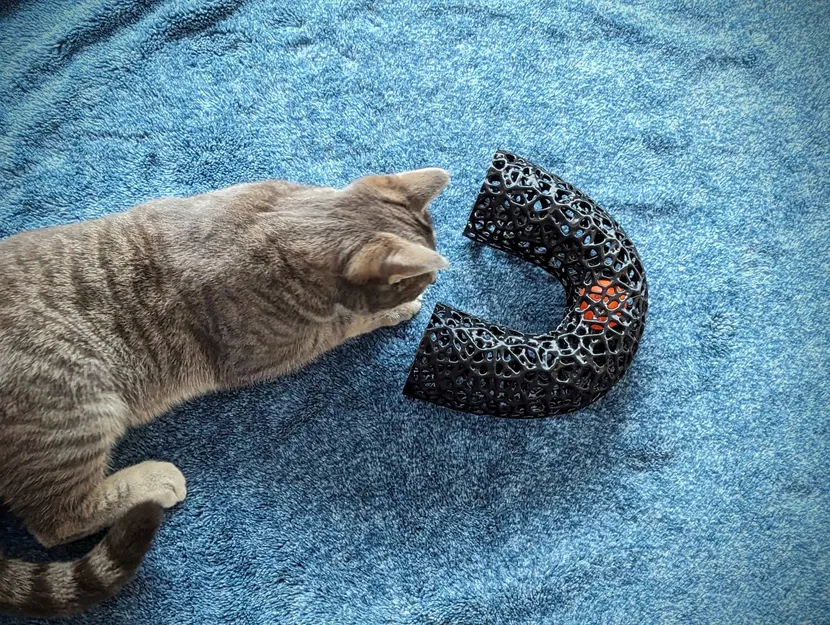 Đồ chơi ống tung hứng phong cách Voronoi - Image 2