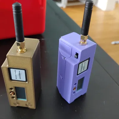 Vỏ bảo vệ cho bo mạch Heltec Tracker V1.1 với hỗ trợ pin 18650