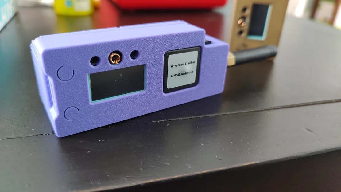 Vỏ bảo vệ cho bo mạch Heltec Tracker V1.1 với hỗ trợ pin 18650 - Image 4